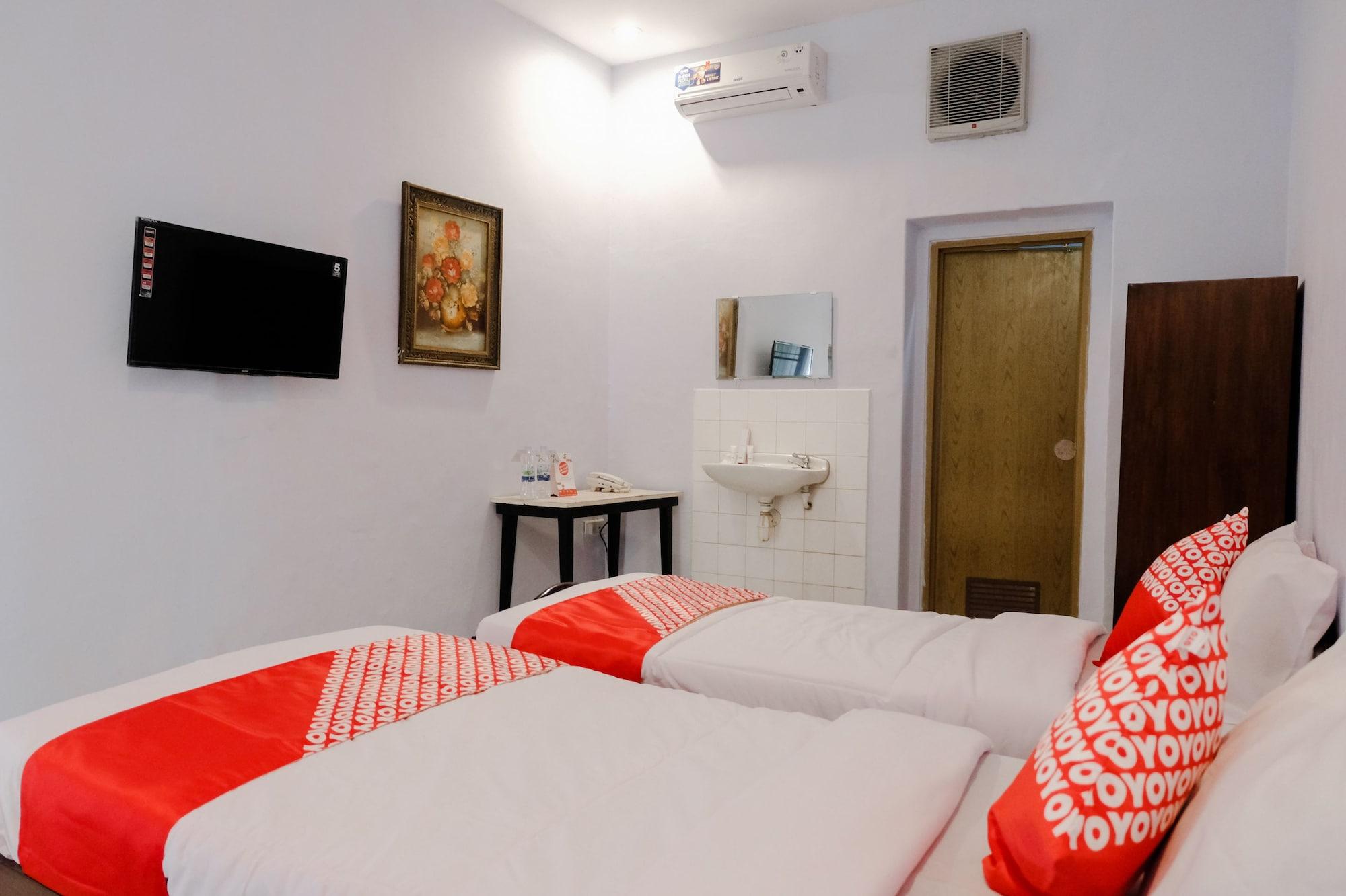 Hotel Palem 1 Syariah Redpartner Malang Dış mekan fotoğraf
